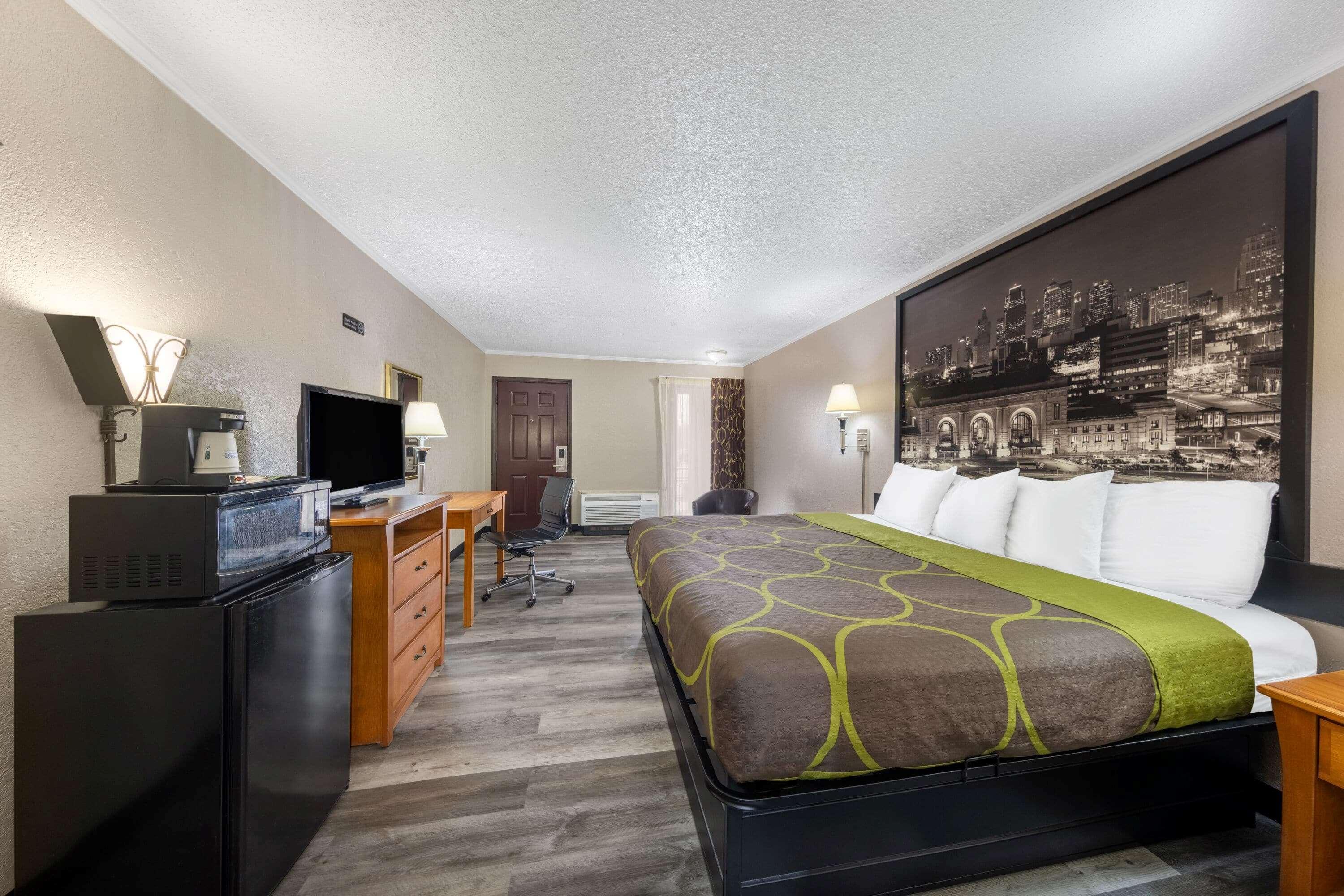 Super 8 By Wyndham Kansas City Airport North מראה חיצוני תמונה